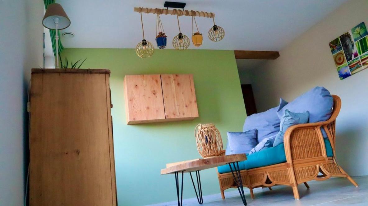 Le Harini Apartment Manhay Bagian luar foto